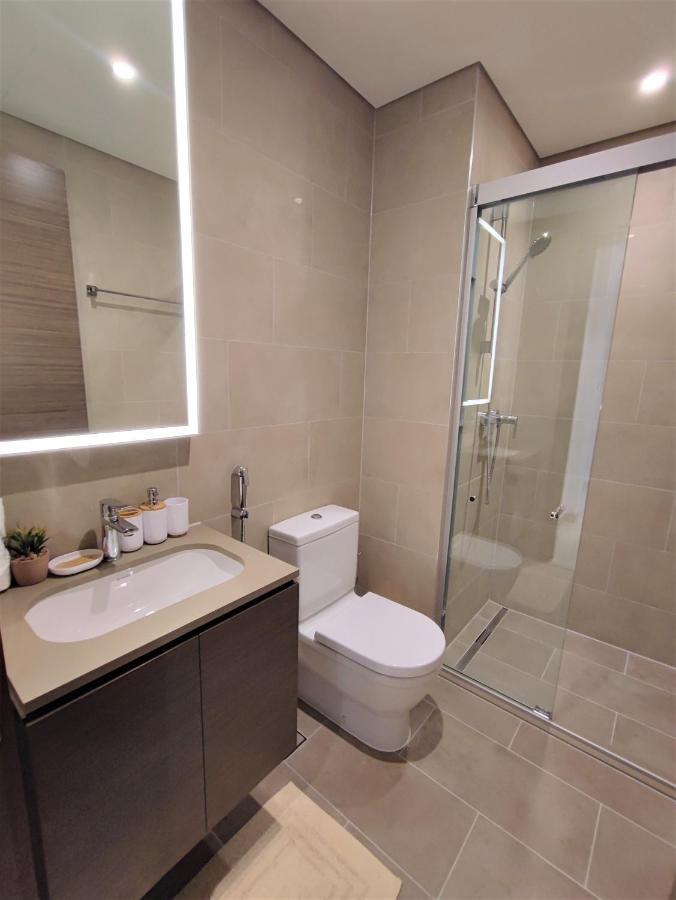 Beautiful 2 Bedroom Next To Business Bay - Sobha Creek Vista Dubai Exterior foto